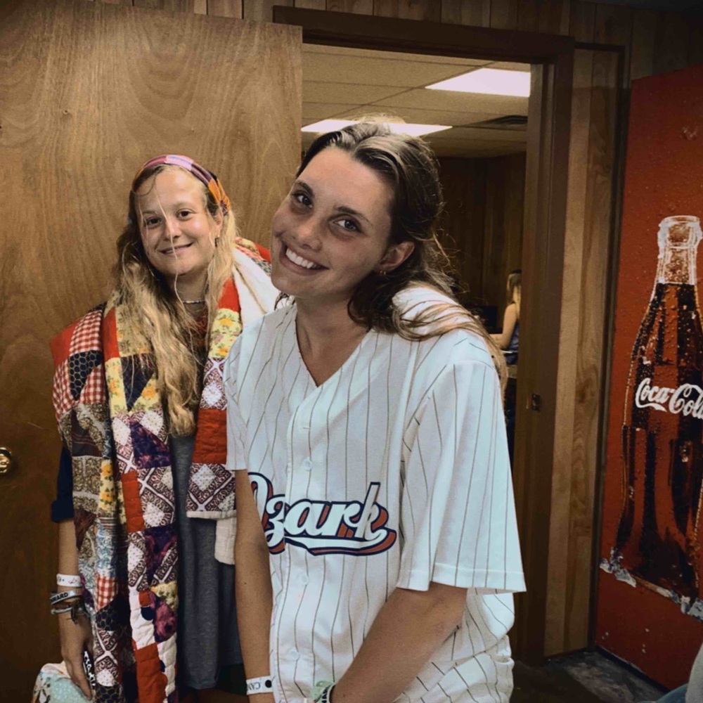 Meet your Posher, Lainey